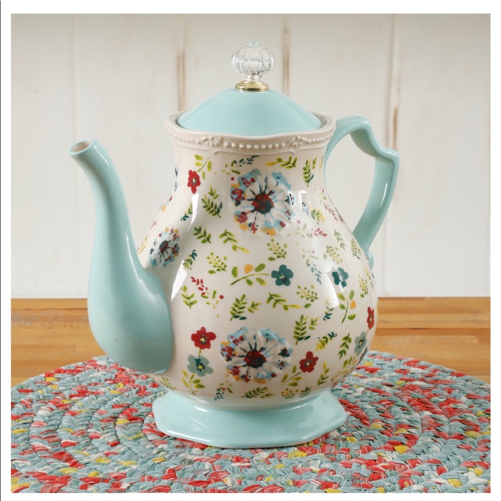 The Pioneer Woman Kari 2.4-Quart Tea Pot